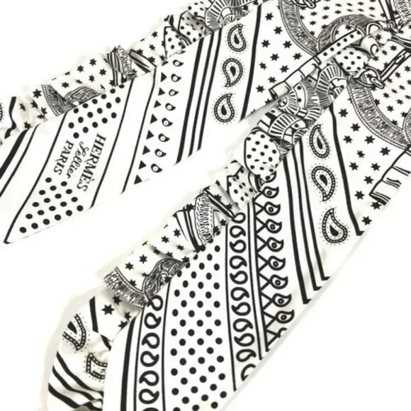 HERMES ""Apron-Doll"" Frill Eperon d'Or Bandana Twilly Scarf White/Black Unused - Picture 5 of 7